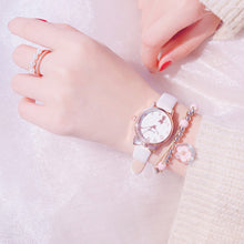 Load image into Gallery viewer, New Simple Sweet Cute Cat Watch Dial Children Student Quartz Wristwatches