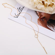 Load image into Gallery viewer, Fashion Simple Retro Sweet Elegant Metal Circle Pendant Clavicle Chain Necklace Women Jewelry Gift