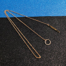 Load image into Gallery viewer, Fashion Simple Retro Sweet Elegant Metal Circle Pendant Clavicle Chain Necklace Women Jewelry Gift
