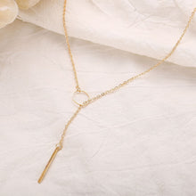 Load image into Gallery viewer, Fashion Simple Retro Sweet Elegant Metal Circle Pendant Clavicle Chain Necklace Women Jewelry Gift