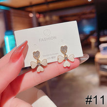 Load image into Gallery viewer, 1 Pair Women Simple Silver Needle Pearl Cat's Eye Stone Stud Fashion Jewelry Eardrop Earrings