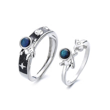 Load image into Gallery viewer, Fashion Creative Glazed Couple Rings Adjustable Astronaut Couple Rings Jewelry Gift For Men Women