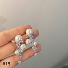 Load image into Gallery viewer, Fashion Vintage Earrings Niche Alloy Ear Studs Earrings Women Temperamental Earrings Jewelry Accessories