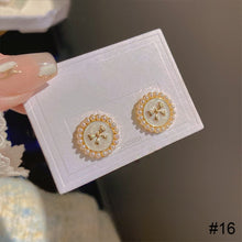 Load image into Gallery viewer, Versatile Niche Earrings Fashion Delicate Alloy Ear Studs Zircon Pearl Earrings Women Jewelry Accessories