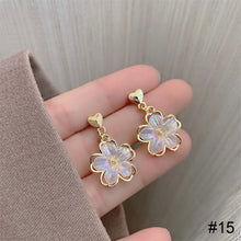 Load image into Gallery viewer, Versatile Niche Earrings Fashion Delicate Alloy Ear Studs Zircon Pearl Earrings Women Jewelry Accessories
