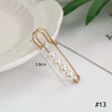 Load image into Gallery viewer, Temperamental Imitation Pearl Brooch Multifunctional Waist Retraction Pin Decoration Buckle Brooch Clothing Accessory