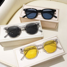 Load image into Gallery viewer, Creative Rice Nail Square Frame Polarized Sunglasses UV Protection Sunglasses Men and Women Outdoor Travel Glasses