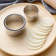 Load image into Gallery viewer, 3PCS Round Stainless Steel Biscuit Mold Dumpling Skin Cutting Mold DIY Biscuit Pastry Cake Baking Tools Kitchen Baking Gadget