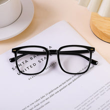 Load image into Gallery viewer, Creative Square Frame Polarized Sunglasses UV Protection Sunglasses Men and Women Outdoor Travel Glasses