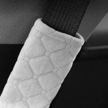 Load image into Gallery viewer, 1Pc Car Soft Plush Seat Belt Cover Auto Seat Belt Covers Safety Belts Shoulder Guard Protection Auto Interior Accessories