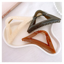Load image into Gallery viewer, Women Simple Temperamental Hollow Hairpin Hair Claw Clip Exquisite Resin Hair Clip Headwear Hair Accessory