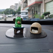 Load image into Gallery viewer, Mni Car Cartoon Animal Cat Frog Ornament Figurine Animal Model Home Decor Miniature Garden Decoration Dolls Desktop