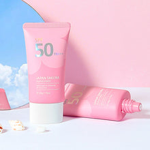 Load image into Gallery viewer, SPF50+ PA+++ UV Protection Sunscreen Cream Refreshing Waterproof Sweatproof Sunscreen Skin Care Sunscreen