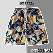 Load image into Gallery viewer, Summer Seaside Vacation Floral Shorts Men's Five-quarter Pants Casual Large Size Hawaiian Shorts Loose Beach Pants - Leaf Style