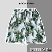 Load image into Gallery viewer, Summer Seaside Vacation Floral Shorts Men's Five-quarter Pants Casual Large Size Hawaiian Shorts Loose Beach Pants - Leaf Style