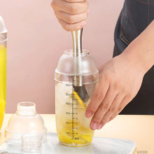 Load image into Gallery viewer, 350ml/500ml/700ml/1000ml Plastic Martini Cocktail Shaker Wine Beverage Mixer Wine Shaker Cup Drink Mixer Shake Bottle Barware Home Bar Utensils