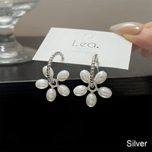 Load image into Gallery viewer, Temperamental Flower Imitation Pearl Earrings Niche Unique Alloy Ear Studs Earrings Jewelry Accessories for Women