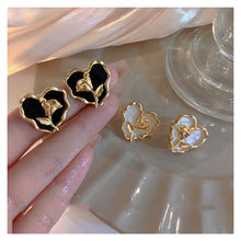 Load image into Gallery viewer, Wave Edge Heart Shaped Flower Earrings Fashionable Niche Alloy Tulip Ear Studs Earrings Jewelry Accessories