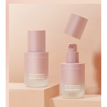 Load image into Gallery viewer, Lightweight Delicate Liquid Foundation Waterproof Sweatproof Long Lasting Foundation Facial Concealer Makeup Cosmetics