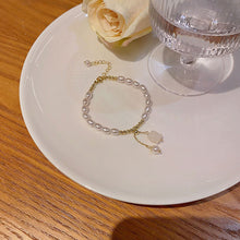 Load image into Gallery viewer, Baroque Pearl Bracelet Women's Lily of The Valley Fashion Tulip Flower Pendant Bracelet Women Jewelry