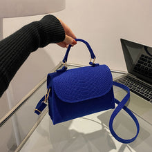 Load image into Gallery viewer, Retro Bags For Women Handbags Designer Luxury Square Crossbody Bags Female Totes Shoulder Handbags Ladies Tote Bags