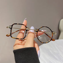 Load image into Gallery viewer, Women Men Steampunk Square Round Anti-UV Sunglasses Luxury Personality Sun Glasses Punk Shades Eyewear Eyeglasses