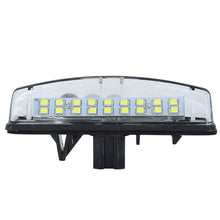 Load image into Gallery viewer, 1PC LED Car License Plate light Bulb 18LEDs CanBus For Toyota Camry 40 V40 XV40 Aurion XV40 Prius Echo Belta 12V