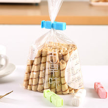 Load image into Gallery viewer, 4pcs Sealing Clip Food Preservation Bag Clip Bread Bag Fresh Storage Seal Clips Portable Snack Bag Sealer Clamp Kitchen Storage Tool