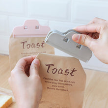 Load image into Gallery viewer, Food Bag Clips Portable Storage Bag Plastic Clips Snacks Fresh-keeping Clips Household Sealer Bags Moisture-proof Clamp Memo Notes Clips