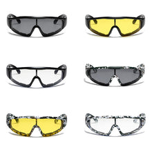 Load image into Gallery viewer, Outdoor Anti-Wind And Sand Eye Protection Cycling Glasses With Sponge Cushion Fashion Sports Sunglasses Skiing Night Vision Goggles