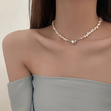 Load image into Gallery viewer, Magnetic Heart Buckle Pearl Necklace Bracelet Fashionable Temperamental Necklace Clavicle Chain Bracelet Jewelry