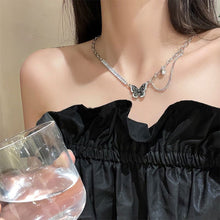 Load image into Gallery viewer, Black Zircon Butterfly Necklace Personalized Versatile Alloy Splicing Chain Necklace Clavicle Chain Jewelry