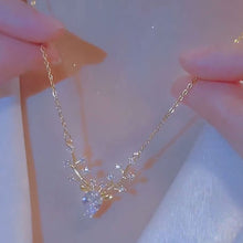 Load image into Gallery viewer, Elk Pendant Necklace Fashionable Creative Simple Diamond Chain Splicing Necklace Clavicle Chain Jewelry Accessory