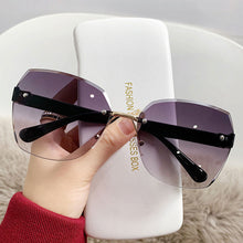Load image into Gallery viewer, Frameless Cut Edge Sunglasses Dual Color Gradient Summer Beach Sunglasses Fashion Women's Windproof Driving Glasses