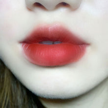 Load image into Gallery viewer, Matte Velvet Lip Gloss Lipstick Non-fading Waterproof Long-lasting Lip Glaze Women Lip Makeup Cosmetics