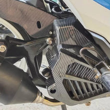 Load image into Gallery viewer, Carbon Fibre Motorcycle Radiator Cover Panel Cover For Honda Click 125i/150i 125 V2