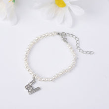 Load image into Gallery viewer, Fashionable Simple Pearl Bracelet Letter Pendant Pearl Beaded Bracelet Women Hand Jewelry Accessory