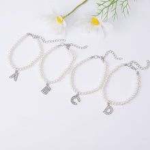 Load image into Gallery viewer, Fashionable Simple Pearl Bracelet Letter Pendant Pearl Beaded Bracelet Women Hand Jewelry Accessory