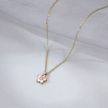 Load image into Gallery viewer, Flower Pendant Stainless Steel Collarbone Chain Fashionable Fresh Elegant and Versatile High-end Necklace for Women