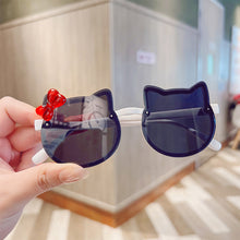 Load image into Gallery viewer, Children Sunglasses UV Resistant Cute Cat Sunglasses Fashionable Colorful Outdoor Sunglasses for Girls