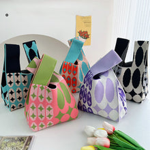 Load image into Gallery viewer, Niche Contrast Pattern Knitted Handbag Personalized Simple Knitted Woven Bag Women Casual Portable Handbag