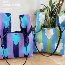 Load image into Gallery viewer, Fashion Knitted Bag Striped Flower Handbag Women's Versatile Handheld Casual Bag Box Lunch Bag