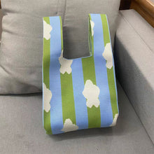 Load image into Gallery viewer, Fashion Knitted Bag Striped Flower Handbag Women's Versatile Handheld Casual Bag Box Lunch Bag