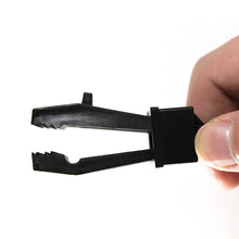 Load image into Gallery viewer, 1PC Protective Gloves Clip With Hiking Buckle Outdoor Work Tools Storage Clamp Camping Tent Canopy Windproof Plastic Fastening Clip