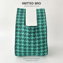 Load image into Gallery viewer, Qianniao Getot Bag Daily Commuter Women's Shoulder Bag Creative Diagonal Handmade Knit Bag Wrist Bag
