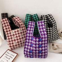 Load image into Gallery viewer, Qianniao Getot Bag Daily Commuter Women's Shoulder Bag Creative Diagonal Handmade Knit Bag Wrist Bag