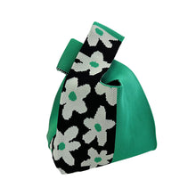 Load image into Gallery viewer, Spliced Color Flower Knitted Bag Simple Versatile Knitted Shoulder Bag Handbag Women Daily Portable Handbag