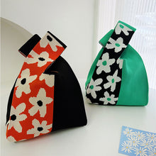 Load image into Gallery viewer, Spliced Color Flower Knitted Bag Simple Versatile Knitted Shoulder Bag Handbag Women Daily Portable Handbag