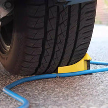 Load image into Gallery viewer, 1Pcs Car Tire Wedge Washing Water Pipe Tube Anti-pinch Tools Auto Hose Guides Slide Wheel Jamming Prevent