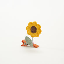 Load image into Gallery viewer, Cute 3D Flower Hairpin Creative Knitting Spring Smiling Face Hairpin Children Fashion Hair Accessories